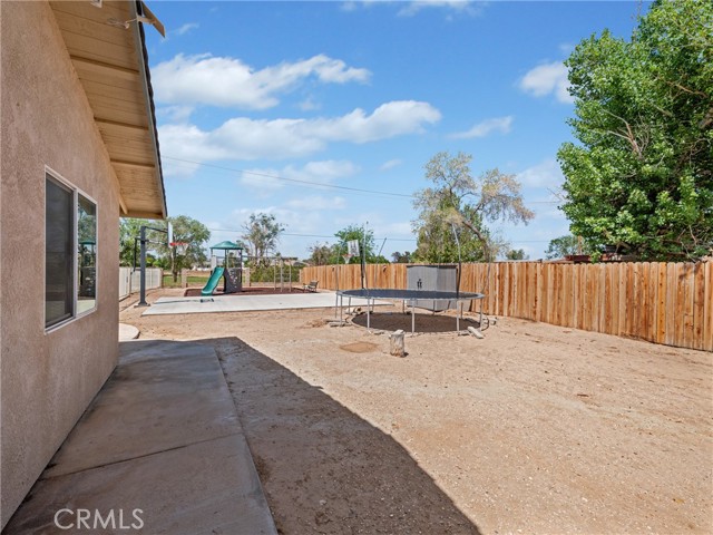 Detail Gallery Image 40 of 47 For 19977 Chickasaw Rd, Apple Valley,  CA 92307 - 5 Beds | 3 Baths