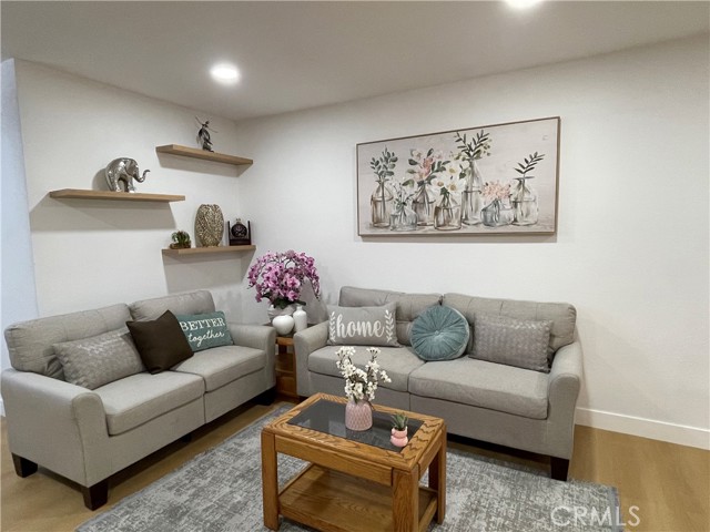 Detail Gallery Image 8 of 17 For 5532 Tiffany, Garden Grove,  CA 92845 - 3 Beds | 2 Baths