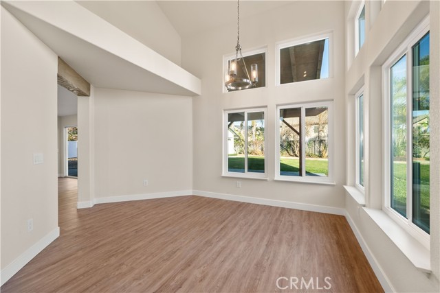 31832 Poole Court, Temecula CA: https://media.crmls.org/medias/c8f544e9-1a95-4d36-92f0-0f9ed3049fbb.jpg