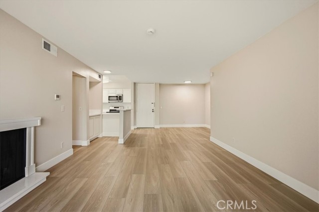 Detail Gallery Image 19 of 46 For 3310 Raintree, Culver City,  CA 90230 - 2 Beds | 2 Baths