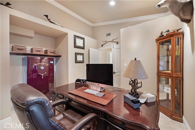 6805 Aviano Drive, Camarillo CA: https://media.crmls.org/medias/c8f6b230-da73-43e1-bd74-c356ad14bb05.jpg
