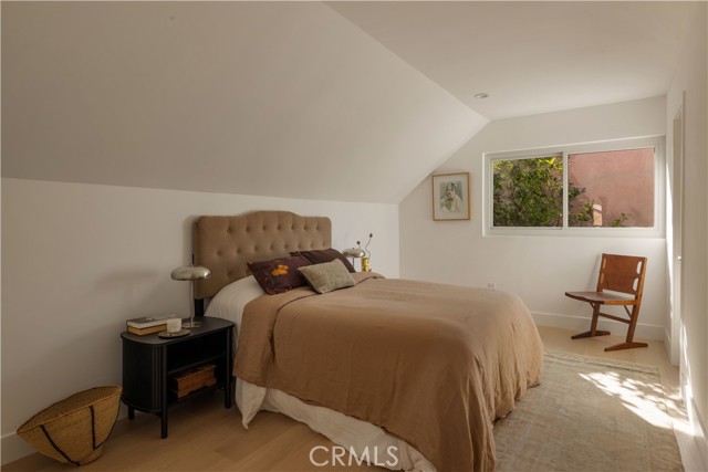 4 Bed Home for Sale in Costa Mesa, California