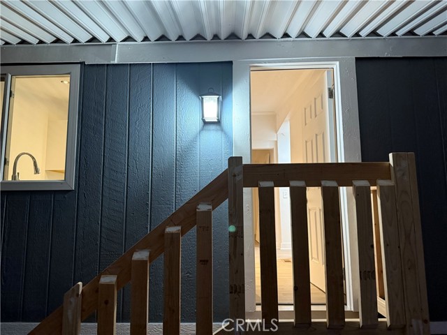 995 Pomona Road, Corona CA: https://media.crmls.org/medias/c8f73193-3471-43ac-afc6-4e718e159fbe.jpg