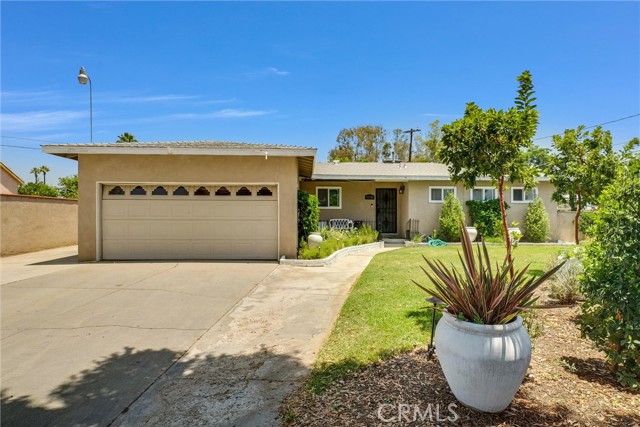 Detail Gallery Image 1 of 1 For 9550 Sara Ct, Riverside,  CA 92503 - 3 Beds | 2 Baths