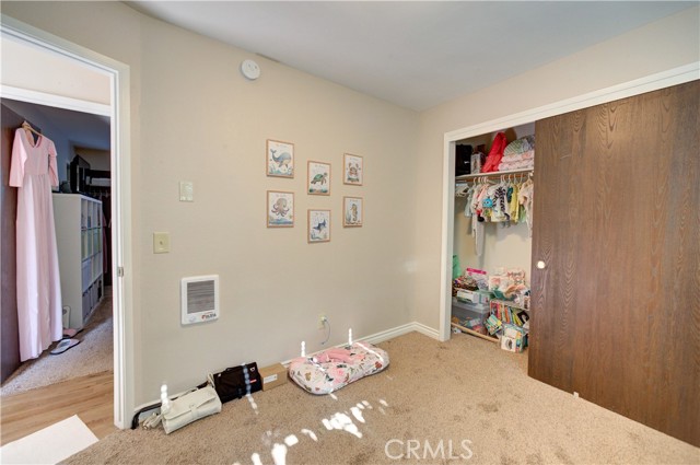 Image 13 of 34 For 866 Brighton Avenue