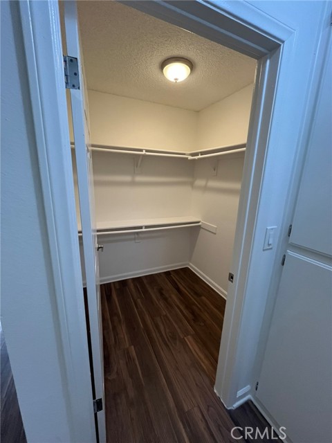 5418 Hermitage Avenue, North Hollywood CA: https://media.crmls.org/medias/c8fa50f7-bab3-45be-a4bd-fb7f6d796608.jpg