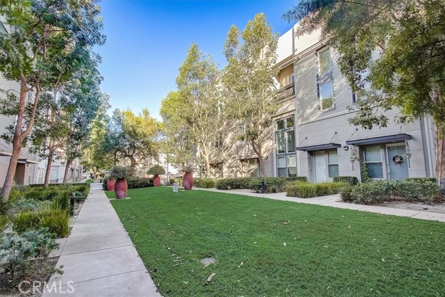 C8fad7d8 E3c2 4c59 B4b8 C8697ac73e66