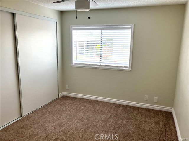 1300 W Menlo Avenue, Hemet CA: https://media.crmls.org/medias/c8fb06c4-ea60-4758-9417-6286a9dbda35.jpg