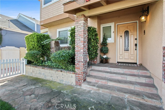 1910 Belmont Lane, Redondo Beach, California 90278, 4 Bedrooms Bedrooms, ,2 BathroomsBathrooms,Residential,Sold,Belmont,SB22039850