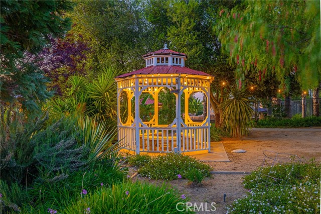 Image 72 of 75 For 30550 Stein Way