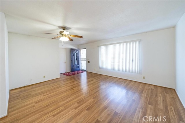 1561 Sandlewood Drive, Hemet CA: https://media.crmls.org/medias/c8fc8b76-6a57-4715-92b3-90c7aea3c96a.jpg