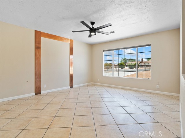 Detail Gallery Image 13 of 42 For 17970 Pitache St, Hesperia,  CA 92345 - 3 Beds | 2 Baths