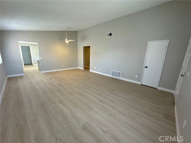 Detail Gallery Image 5 of 32 For 28370 Corte Magdalena, Menifee,  CA 92586 - 2 Beds | 2 Baths