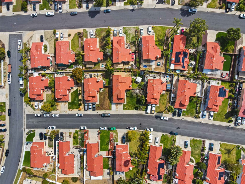 https://media.crmls.org/medias/c90081df-fb95-4f7a-9f80-256b5940f908.jpg?preset=X-Large