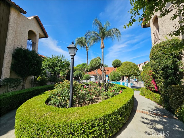 Detail Gallery Image 61 of 69 For 1711 Grismer Ave #52,  Burbank,  CA 91504 - 3 Beds | 3 Baths