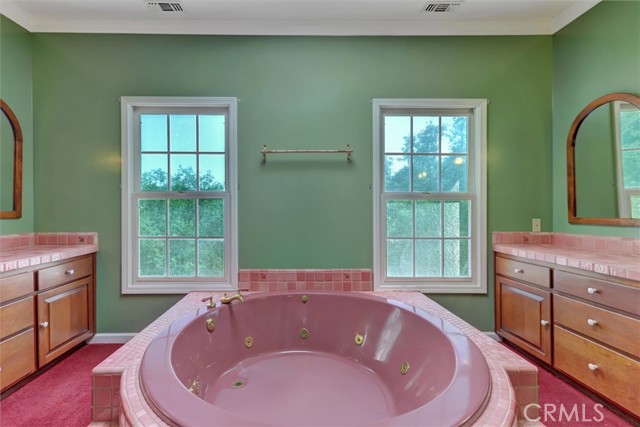 Detail Gallery Image 18 of 21 For 19555 Black Oak Ln, Grass Valley,  CA 95949 - 4 Beds | 4/2 Baths