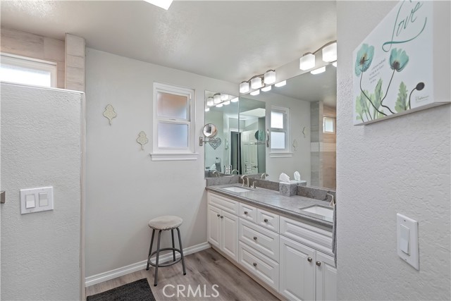 16291 Ringbit Court, Riverside CA: https://media.crmls.org/medias/c901dc31-a79c-42eb-bc34-929557e99a33.jpg