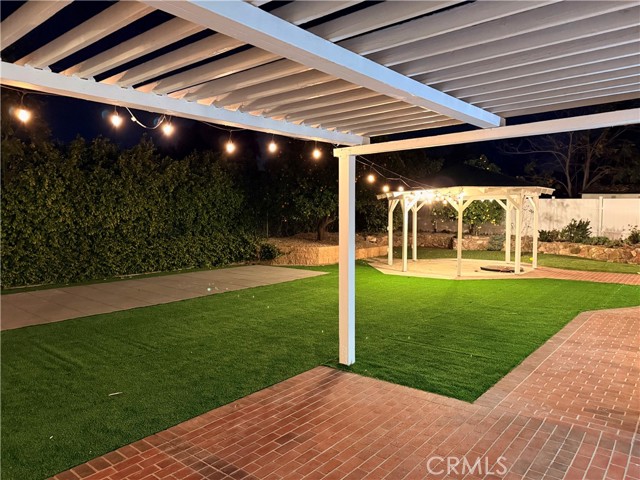 Detail Gallery Image 17 of 21 For 1229 Coventry, Thousand Oaks,  CA 91360 - 4 Beds | 4 Baths