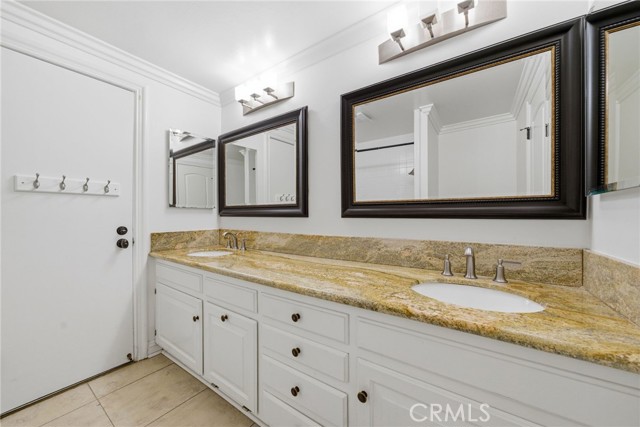 Detail Gallery Image 16 of 21 For 2946 Maui, Costa Mesa,  CA 92626 - 4 Beds | 2/1 Baths