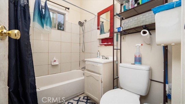 2432 Daly Street, Los Angeles CA: https://media.crmls.org/medias/c902ebbd-119e-4dbe-8b2d-854ffd35f765.jpg