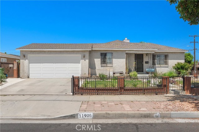 11905 Freeman, Hawthorne CA: https://media.crmls.org/medias/c903ddf7-450d-41cf-b397-6f9dea464a83.jpg