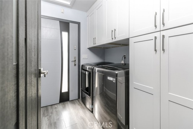 Detail Gallery Image 13 of 22 For 7947 1/2 Ethel Ave, North Hollywood,  CA 91605 - 3 Beds | 2 Baths