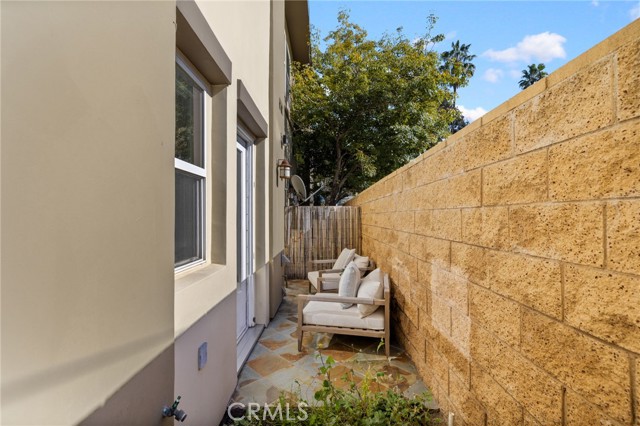 Detail Gallery Image 23 of 25 For 431 N Los Robles, Pasadena,  CA 91101 - 3 Beds | 2/1 Baths