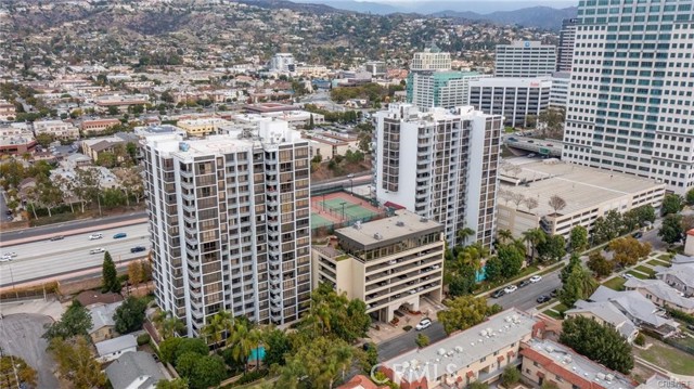 Detail Gallery Image 23 of 24 For 343 Pioneer Dr #605,  Glendale,  CA 91203 - 2 Beds | 2 Baths