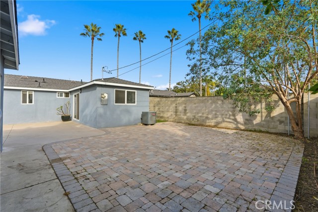 2516 185th, Redondo Beach CA: https://media.crmls.org/medias/c9075bcb-c2f3-4923-9221-b4c904a61720.jpg