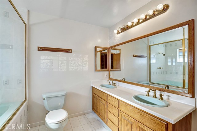 10938 Remmet Avenue, Chatsworth CA: https://media.crmls.org/medias/c907e645-d9ba-4cb5-a348-a182da2390e2.jpg