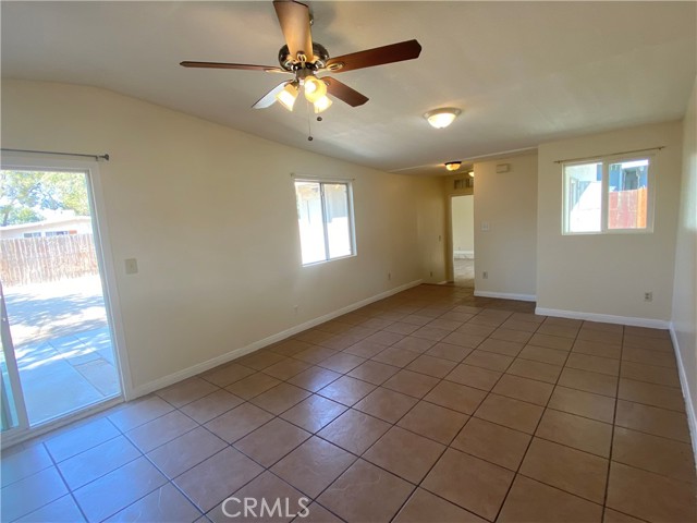 Detail Gallery Image 8 of 37 For 719 W Avenue H13, Lancaster,  CA 93534 - 4 Beds | 2 Baths