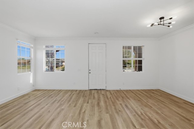 Detail Gallery Image 5 of 41 For 12722 2nd, Victorville,  CA 92395 - 5 Beds | 3 Baths