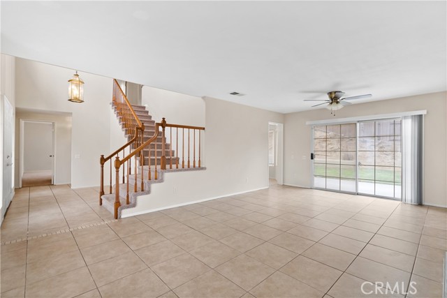 Detail Gallery Image 6 of 29 For 41855 Borealis Dr, Temecula,  CA 92592 - 4 Beds | 2/1 Baths