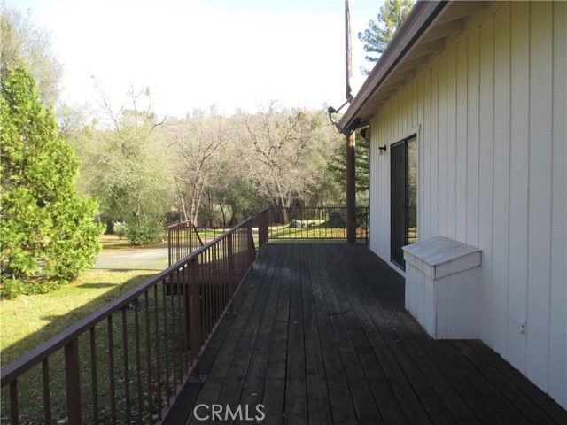 15 Hide A Way Road, Oroville CA: https://media.crmls.org/medias/c908e31c-de23-4547-a5e0-cbed03bb0029.jpg