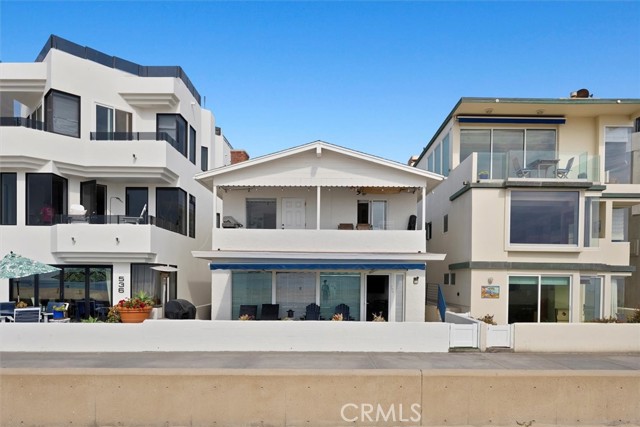 Detail Gallery Image 13 of 17 For 530 the Strand, Hermosa Beach,  CA 90254 - 1 Beds | 1 Baths