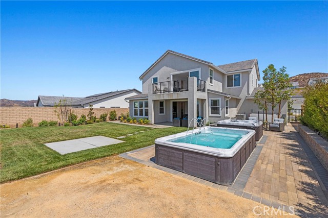 28528 Wildflower Terrace, Castaic CA: https://media.crmls.org/medias/c9098c45-ad37-42e0-a800-69b4111e17df.jpg