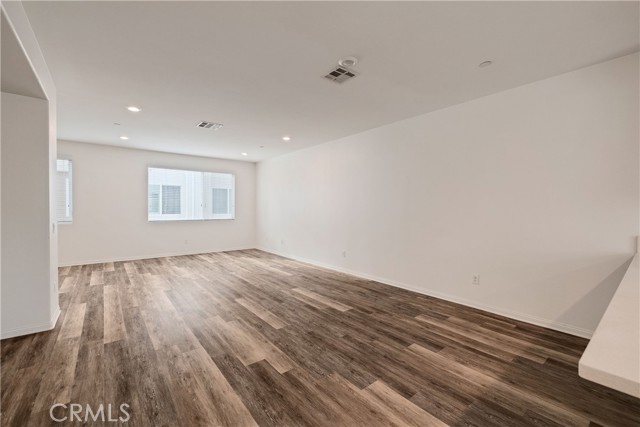 Detail Gallery Image 2 of 54 For 14424 Lily Ln #5,  Gardena,  CA 90247 - 3 Beds | 3/1 Baths