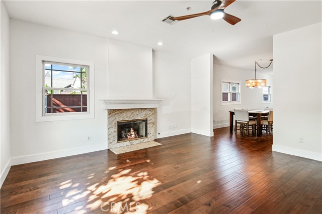 420 Broadway, Redondo Beach, California 90277, 4 Bedrooms Bedrooms, ,2 BathroomsBathrooms,Residential,For Sale,Broadway,SB26076613