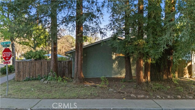 Detail Gallery Image 52 of 57 For 1608 Broadway, Chico,  CA 95928 - 3 Beds | 2 Baths