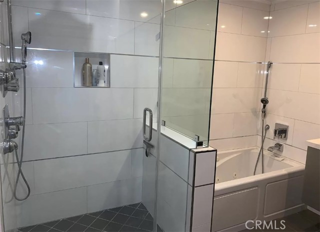 Detail Gallery Image 6 of 8 For 1338 N Jackson, Glendale,  CA 91207 - 3 Beds | 3 Baths