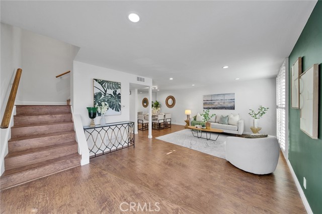 Detail Gallery Image 2 of 28 For 4183 Elizabeth Ct, Cypress,  CA 90630 - 4 Beds | 2/1 Baths