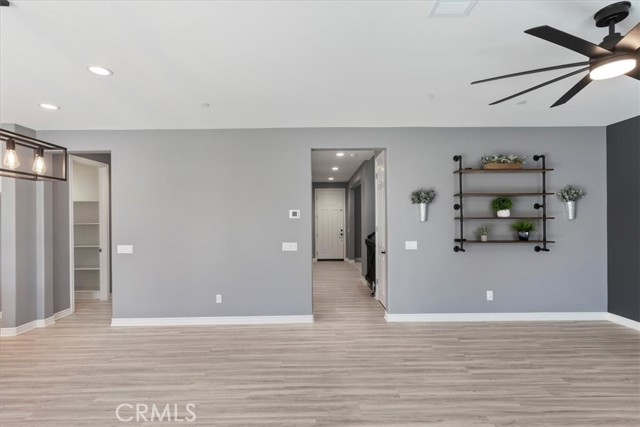 Detail Gallery Image 16 of 44 For 29114 Crabapple, Lake Elsinore,  CA 92530 - 4 Beds | 2/1 Baths