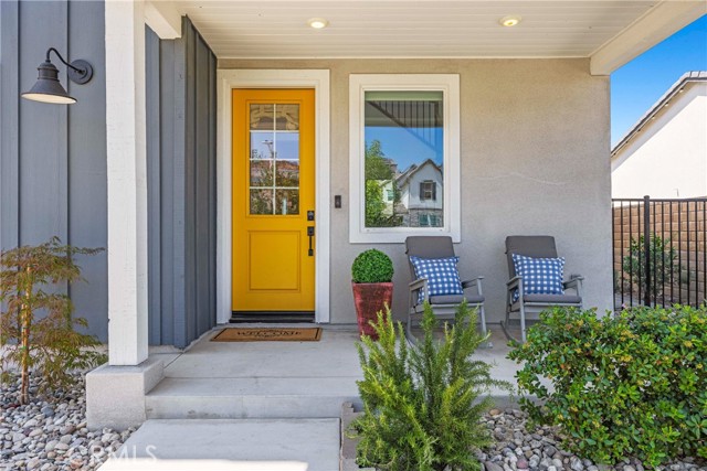 28528 Wildflower Terrace, Castaic CA: https://media.crmls.org/medias/c90eaa14-aa73-4f52-9ea8-b218277a2523.jpg