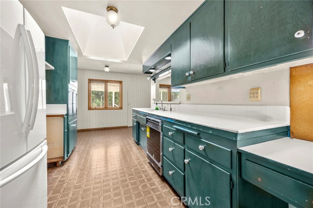 Detail Gallery Image 4 of 19 For 3948 E Lynnwood Ave, Orange,  CA 92869 - 4 Beds | 2 Baths