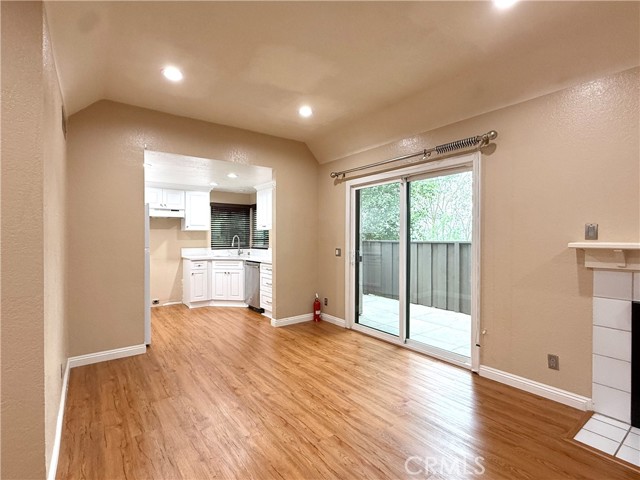 Detail Gallery Image 8 of 27 For 22749 Lakeway #375,  Diamond Bar,  CA 91765 - 2 Beds | 2 Baths