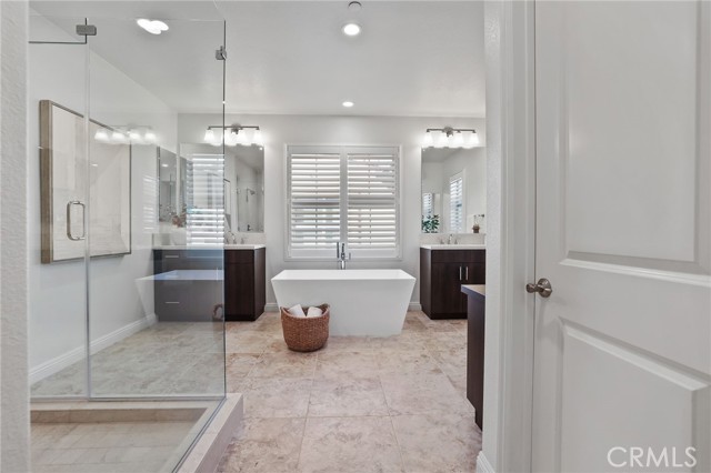 Detail Gallery Image 40 of 65 For 5567 Heritage Oak Dr, Lake Forest,  CA 92679 - 4 Beds | 3/1 Baths