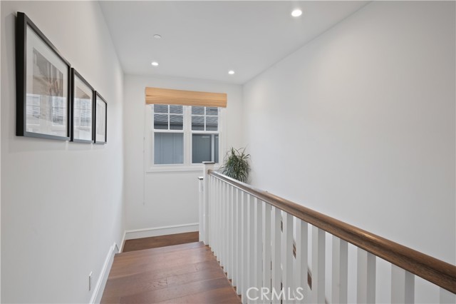 868 27th Street, Manhattan Beach, California 90266, 5 Bedrooms Bedrooms, ,6 BathroomsBathrooms,Residential,Sold,27th,SB21254472