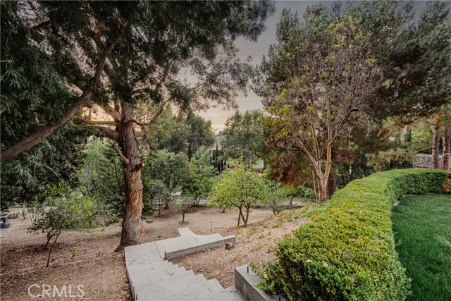 18571 Buena Vista Avenue, Yorba Linda CA: https://media.crmls.org/medias/c9111ea4-a0b7-452e-9dc5-3eea2c82d624.jpg