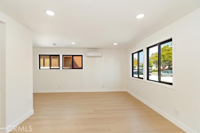 Detail Gallery Image 19 of 26 For 411 N Catalina St, Burbank,  CA 91505 - 2 Beds | 1 Baths