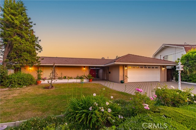 Detail Gallery Image 1 of 1 For 16332 Keeler Dr, Granada Hills,  CA 91344 - 3 Beds | 2/1 Baths